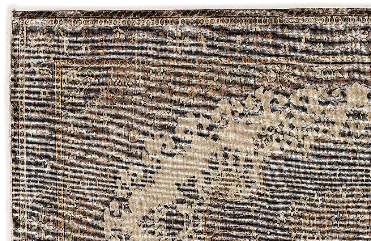 Beige Over Dyed Vintage Rug 5&#39;5&#39;&#39; x 8&#39;10&#39;&#39; ft 166 x 270 cm
