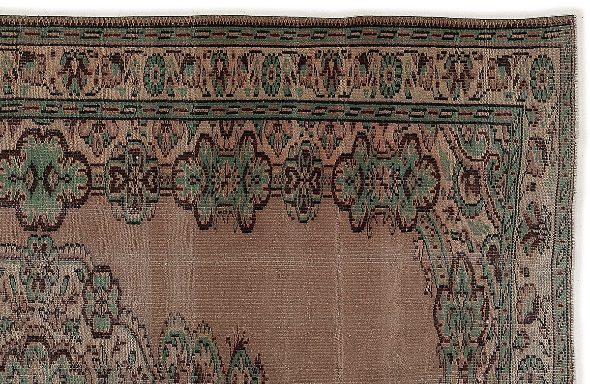 Naturel Over Dyed Vintage Rug 5&#39;9&#39;&#39; x 9&#39;2&#39;&#39; ft 175 x 280 cm