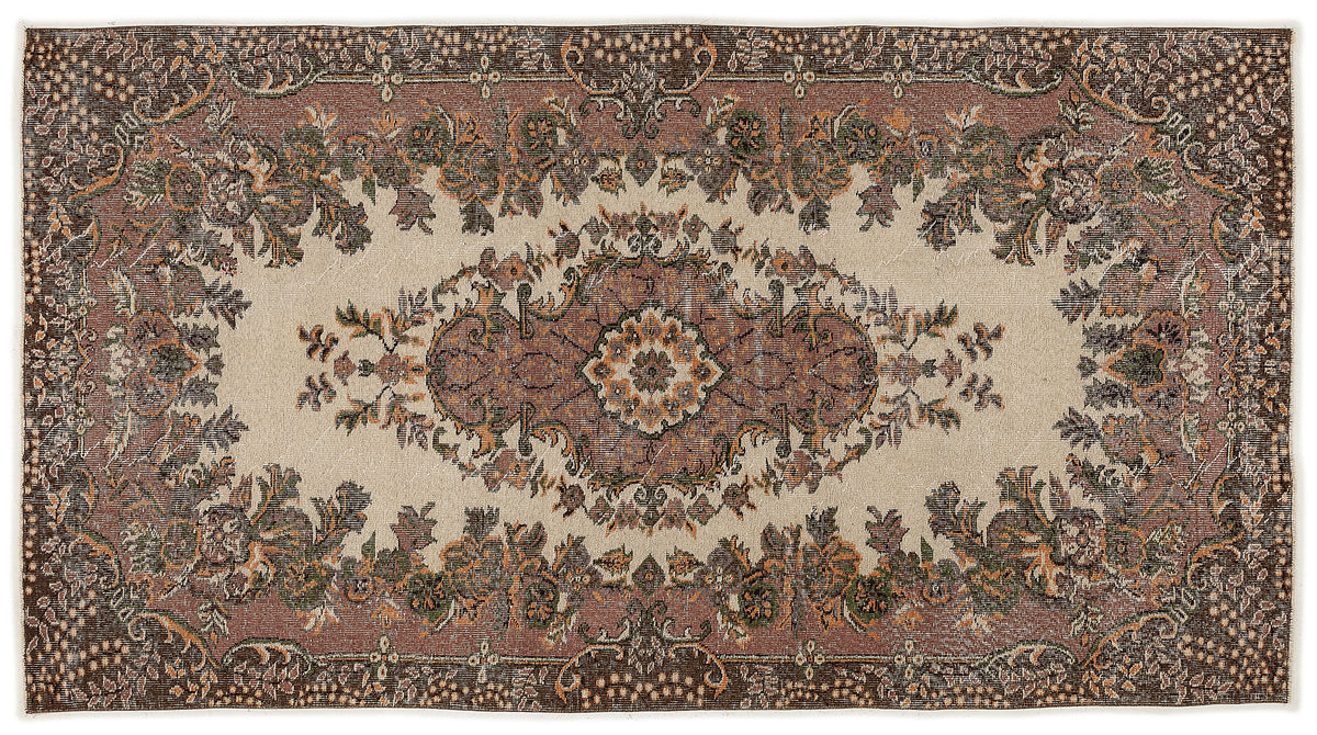 Naturel Over Dyed Vintage Rug 4&#39;9&#39;&#39; x 9&#39;2&#39;&#39; ft 145 x 279 cm