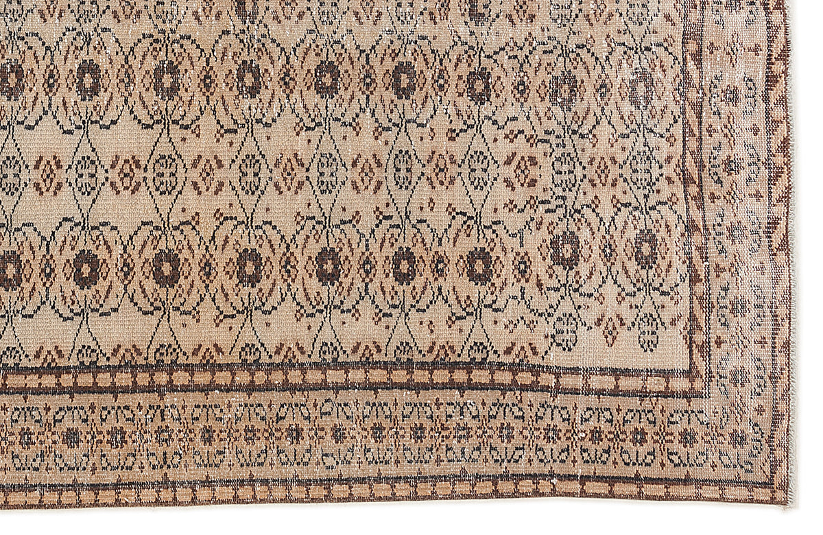 Naturel Over Dyed Vintage Rug 5&#39;7&#39;&#39; x 8&#39;12&#39;&#39; ft 171 x 274 cm