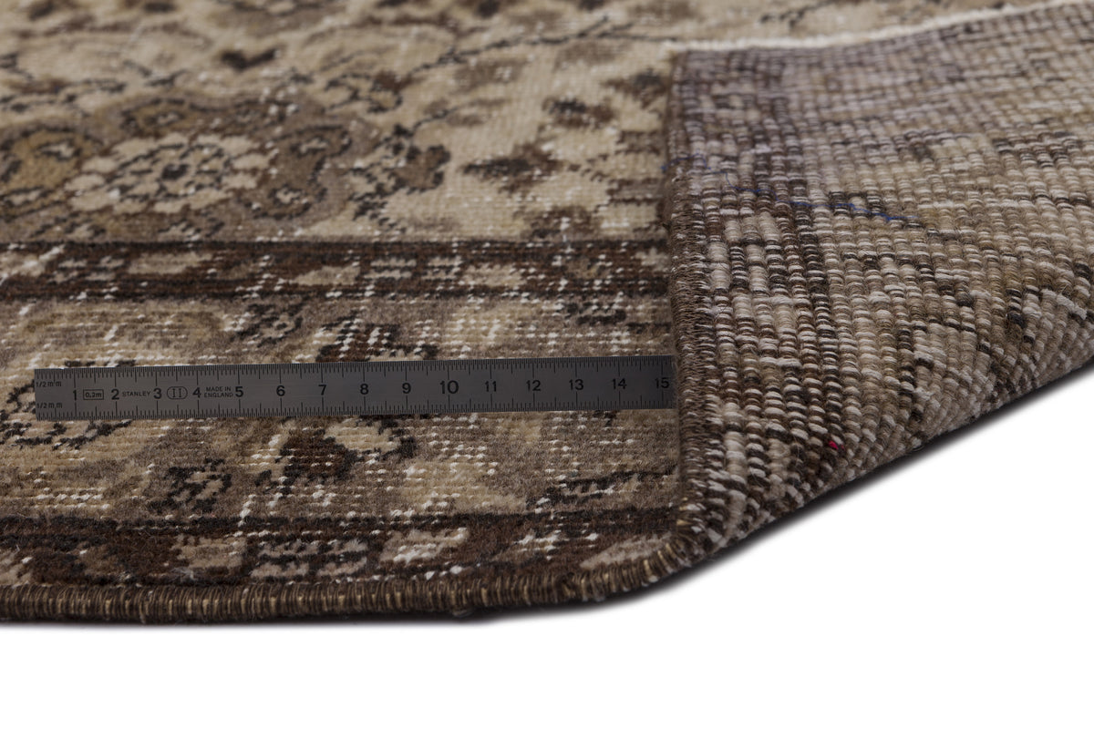 Naturel Over Dyed Vintage Rug 5&#39;5&#39;&#39; x 8&#39;11&#39;&#39; ft 164 x 273 cm