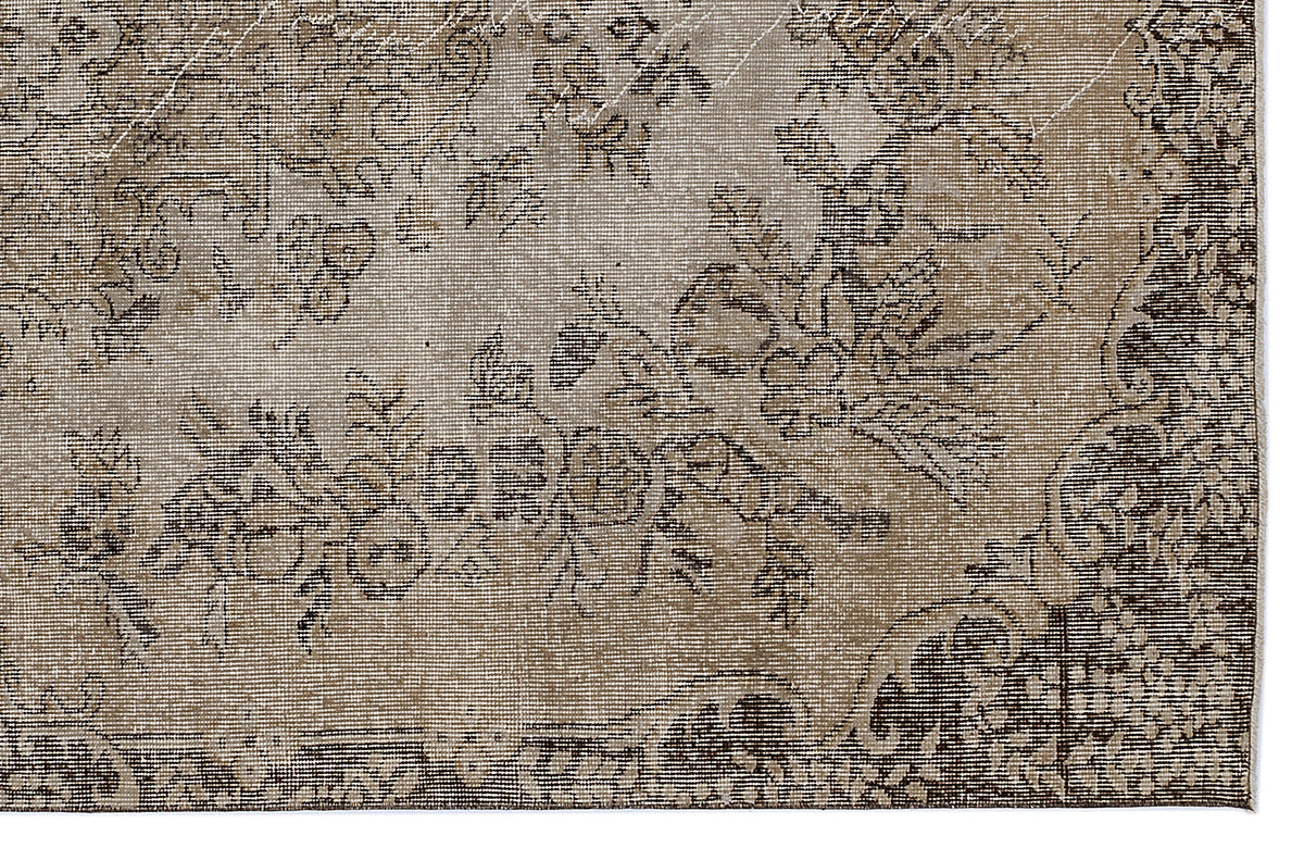 Brown Over Dyed Vintage Rug 5&#39;5&#39;&#39; x 9&#39;3&#39;&#39; ft 166 x 281 cm