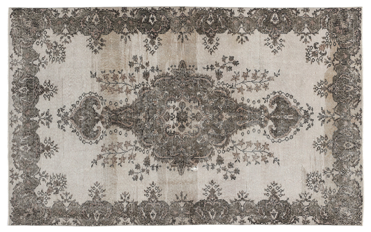 Naturel Over Dyed Vintage Rug 5&#39;9&#39;&#39; x 9&#39;5&#39;&#39; ft 176 x 286 cm