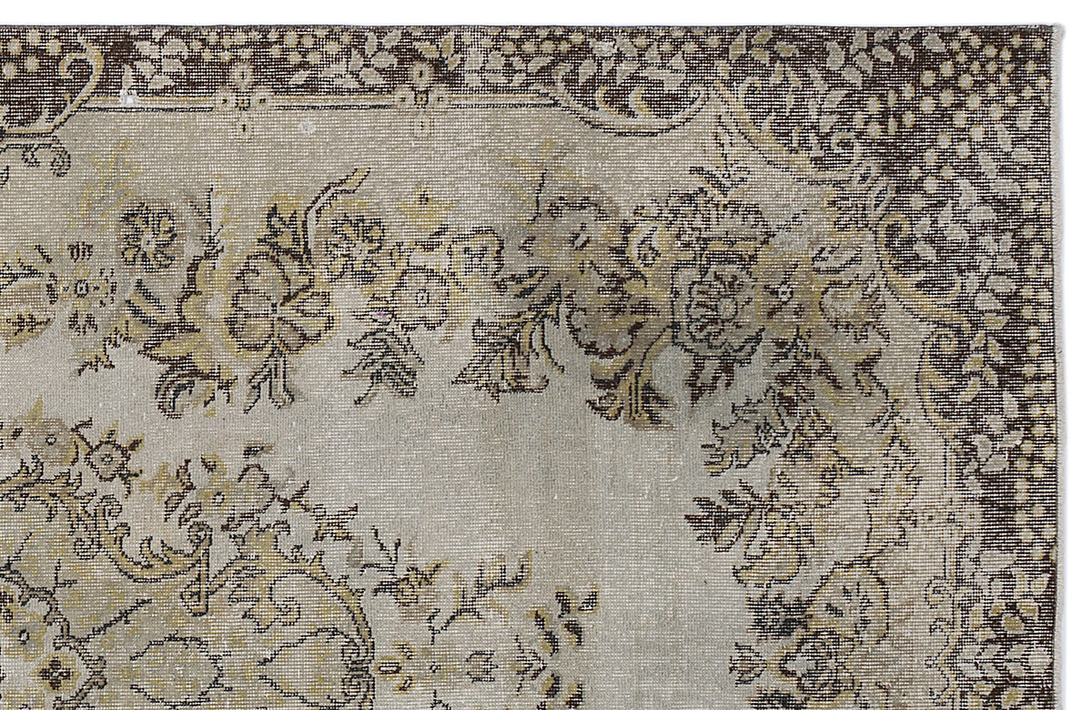 Beige Over Dyed Vintage Rug 5&#39;5&#39;&#39; x 9&#39;5&#39;&#39; ft 165 x 286 cm