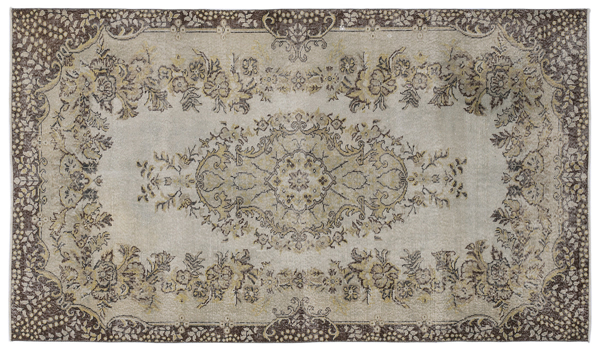 Beige Over Dyed Vintage Rug 5&#39;5&#39;&#39; x 9&#39;5&#39;&#39; ft 165 x 286 cm