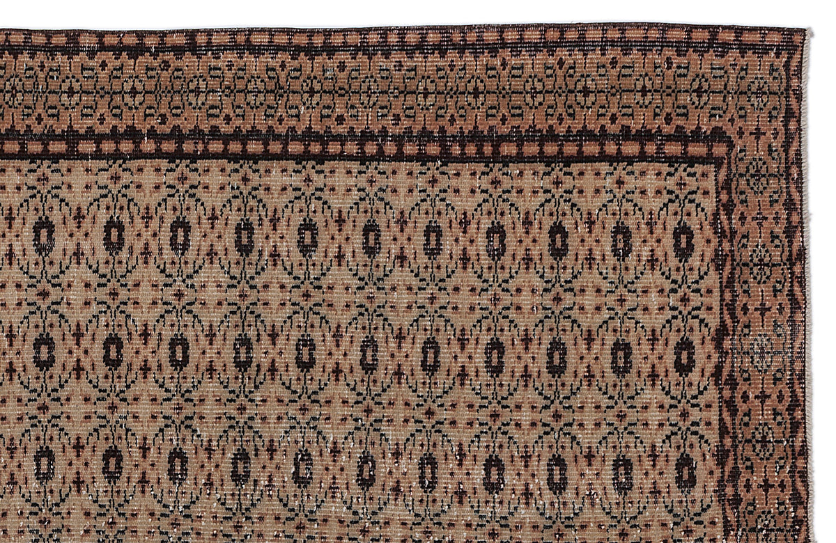 Naturel Over Dyed Vintage Rug 5&#39;7&#39;&#39; x 9&#39;0&#39;&#39; ft 171 x 275 cm