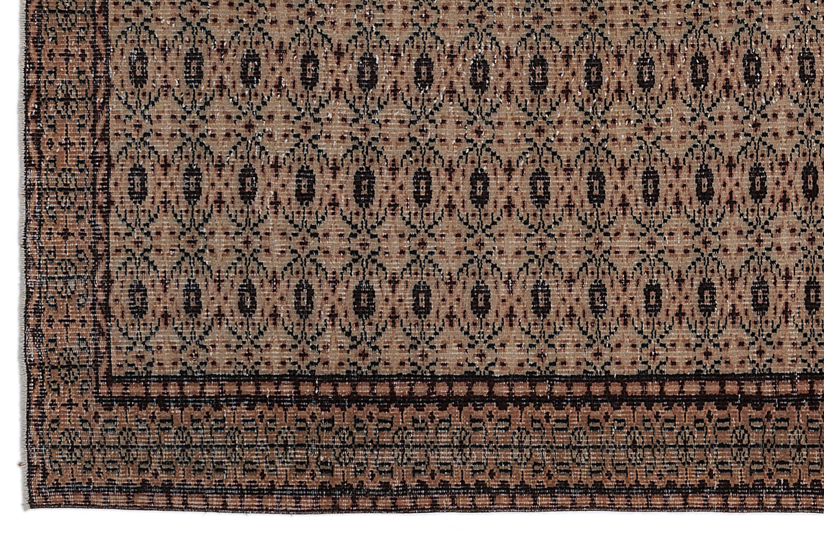 Naturel Over Dyed Vintage Rug 5&#39;7&#39;&#39; x 9&#39;0&#39;&#39; ft 171 x 275 cm