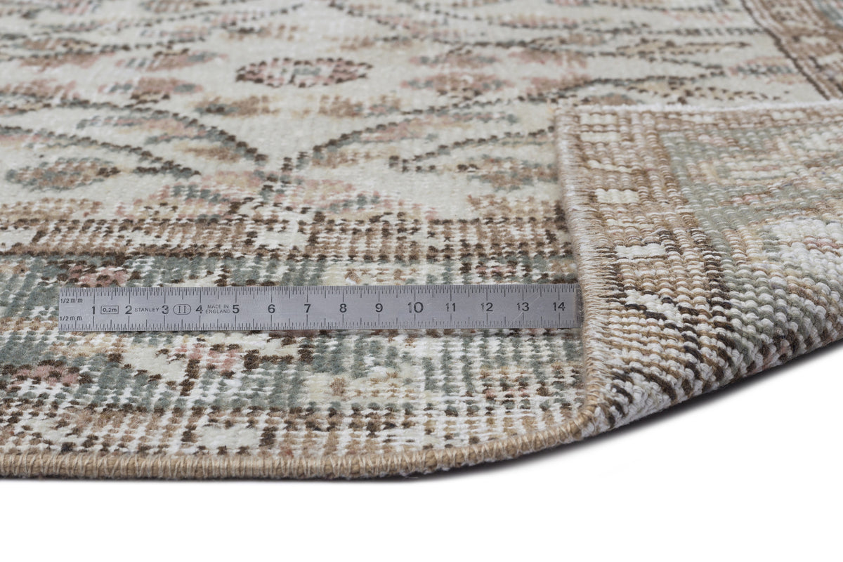 Beige Over Dyed Vintage Rug 5&#39;6&#39;&#39; x 9&#39;10&#39;&#39; ft 167 x 300 cm