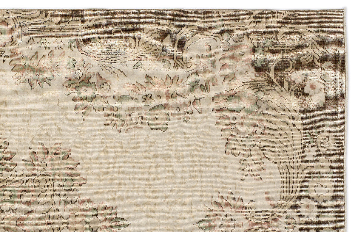 Beige Over Dyed Vintage Rug 5&#39;6&#39;&#39; x 9&#39;6&#39;&#39; ft 168 x 290 cm