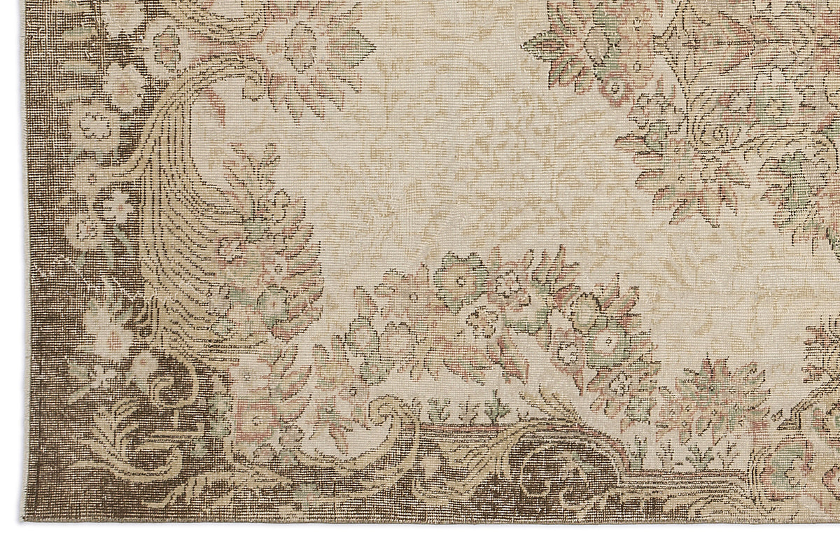 Beige Over Dyed Vintage Rug 5&#39;6&#39;&#39; x 9&#39;6&#39;&#39; ft 168 x 290 cm