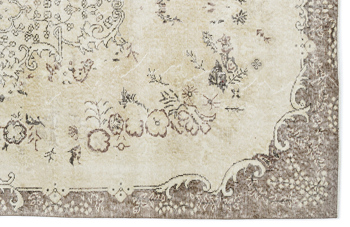 Beige Over Dyed Vintage Rug 5&#39;7&#39;&#39; x 9&#39;5&#39;&#39; ft 170 x 286 cm