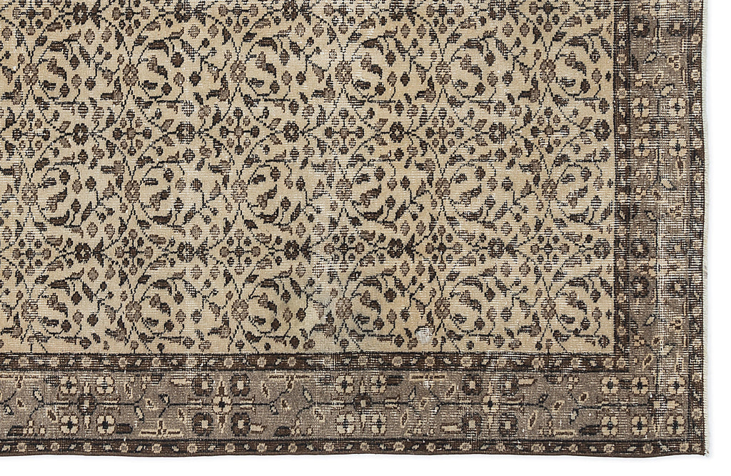 Naturel Over Dyed Vintage Rug 5'7'' x 9'5'' ft 170 x 287 cm