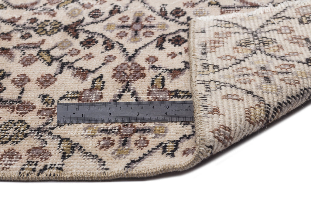Naturel Over Dyed Vintage Rug 5'4'' x 9'1'' ft 163 x 276 cm