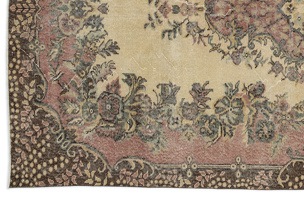 Naturel Over Dyed Vintage Rug 5&#39;6&#39;&#39; x 9&#39;4&#39;&#39; ft 167 x 285 cm