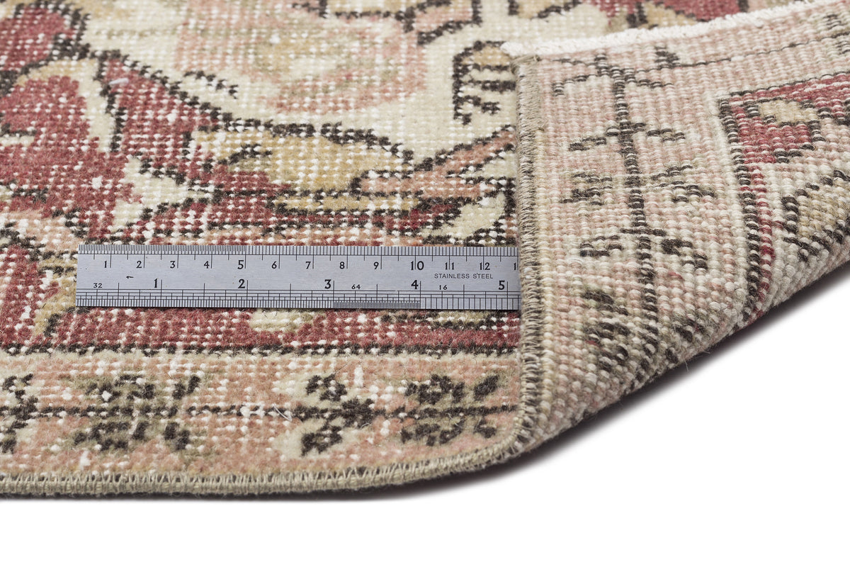 Naturel Over Dyed Vintage Rug 5&#39;9&#39;&#39; x 9&#39;11&#39;&#39; ft 174 x 301 cm