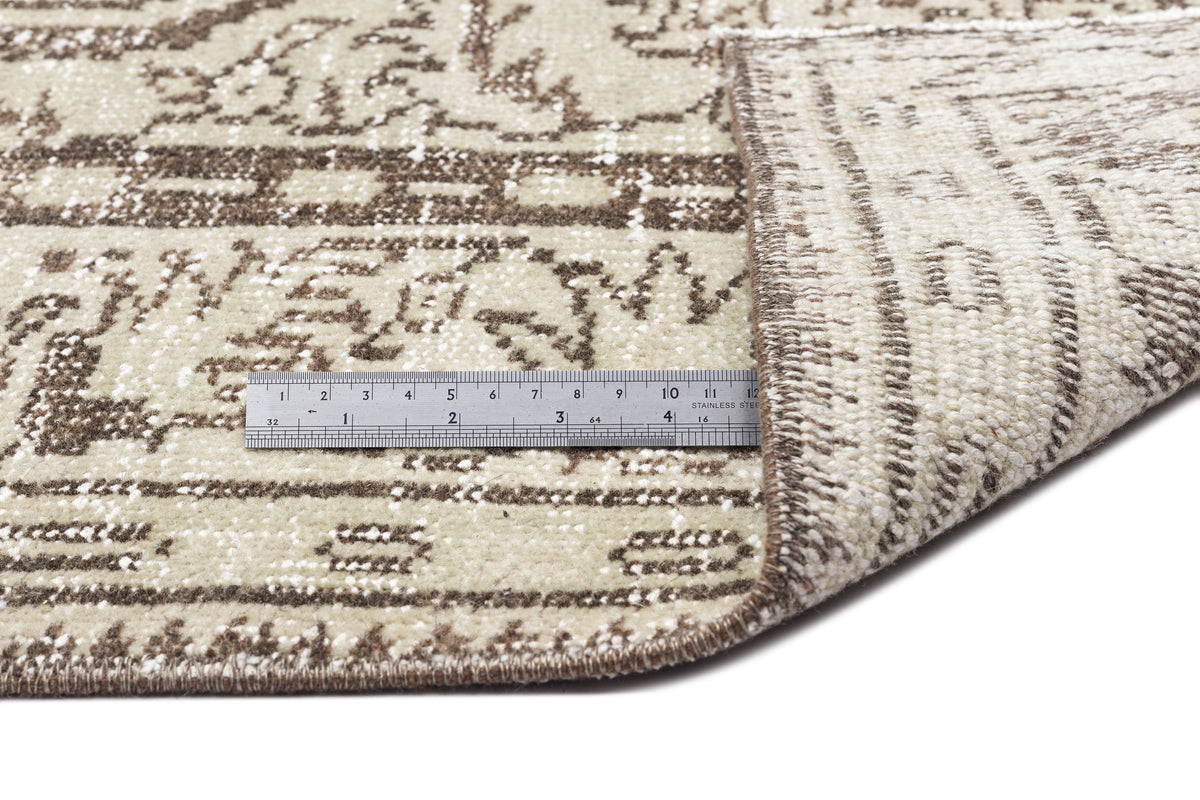 Beige Over Dyed Vintage Rug 5&#39;5&#39;&#39; x 9&#39;7&#39;&#39; ft 165 x 292 cm