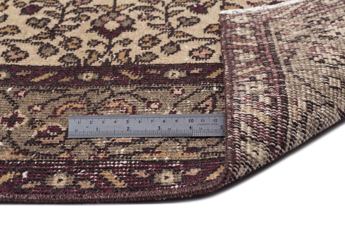 Naturel Over Dyed Vintage Rug 4&#39;9&#39;&#39; x 8&#39;4&#39;&#39; ft 146 x 253 cm