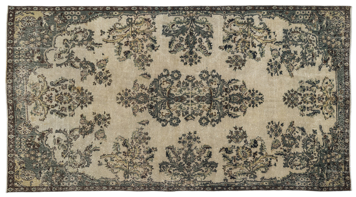 Naturel Over Dyed Vintage Rug 5&#39;5&#39;&#39; x 9&#39;11&#39;&#39; ft 166 x 303 cm