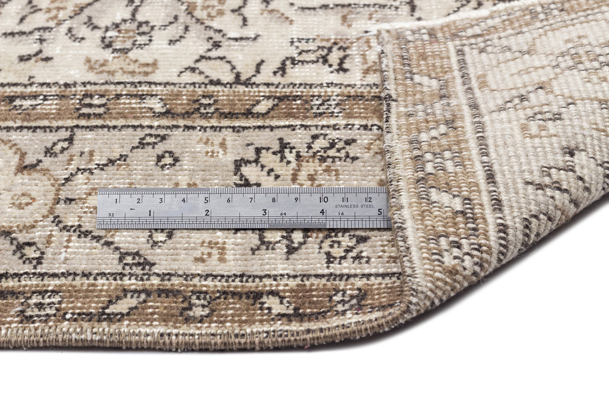 Beige Over Dyed Vintage Rug 5&#39;9&#39;&#39; x 9&#39;3&#39;&#39; ft 175 x 283 cm