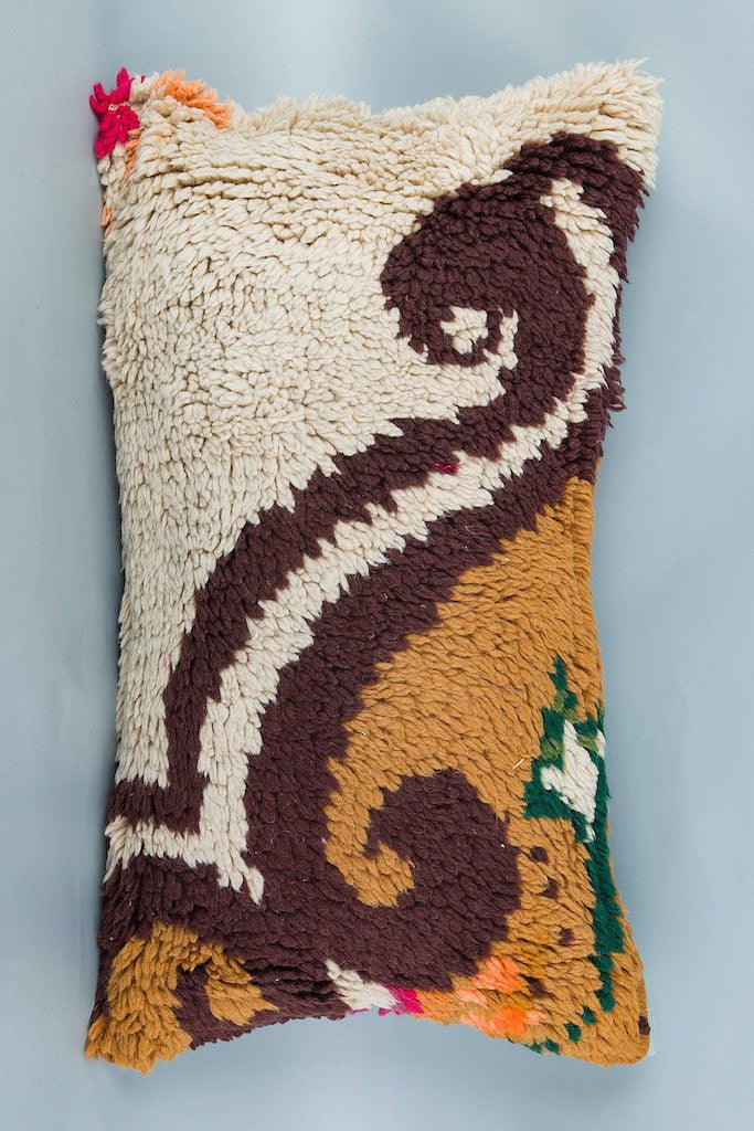 Bohemian_Multiple Color_Kilim Pillow Cover_16x24_Z1003_8615