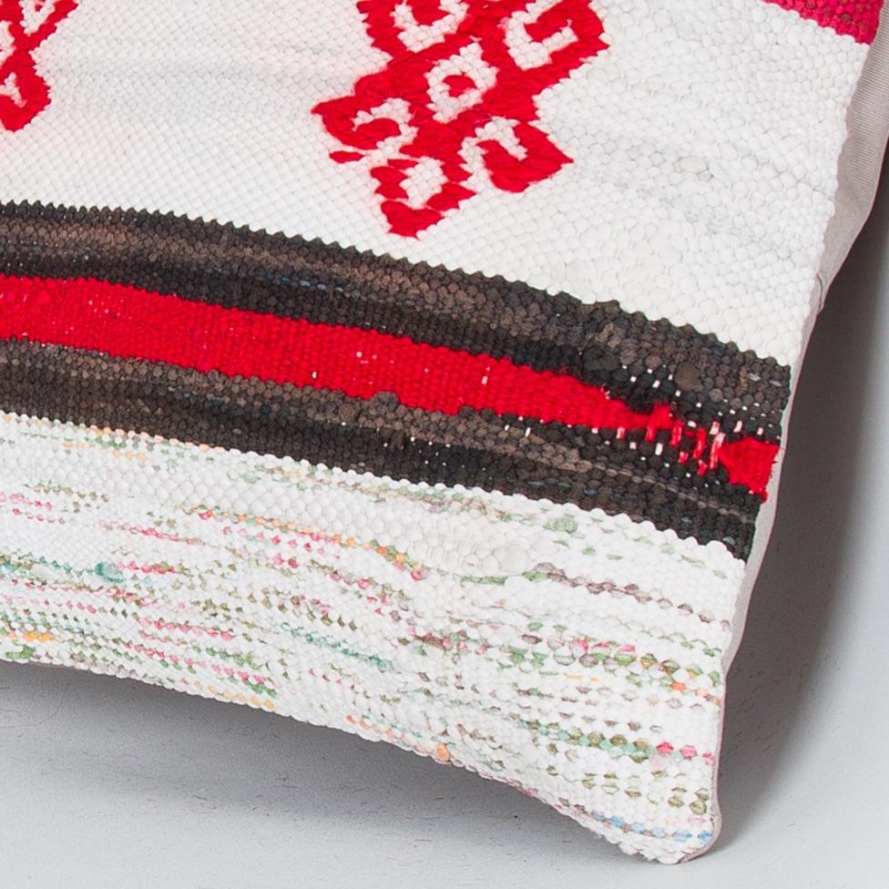 Contemporary_Multiple Color_Kilim Pillow Cover_16x16_Z1006_8343