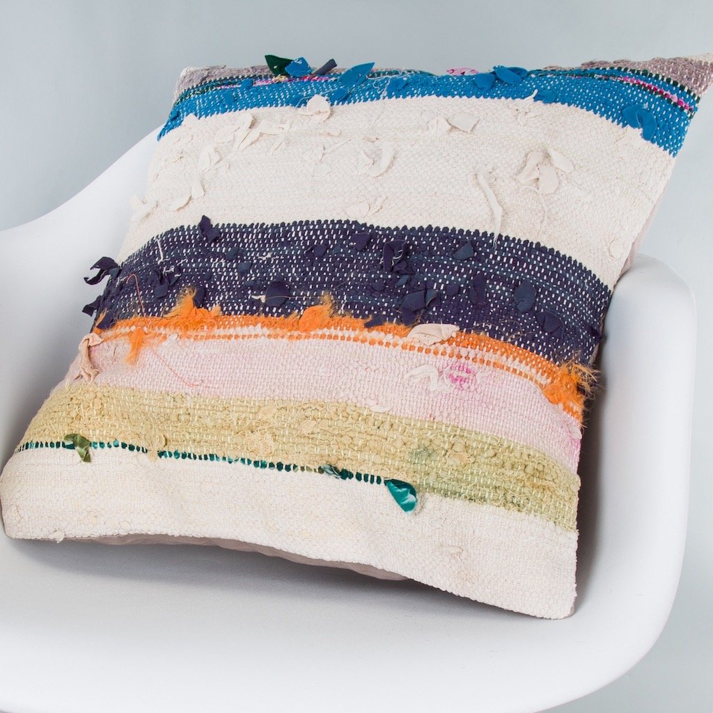 Contemporary_Multiple Color_Kilim Pillow Cover_20x20_Z1006_8795