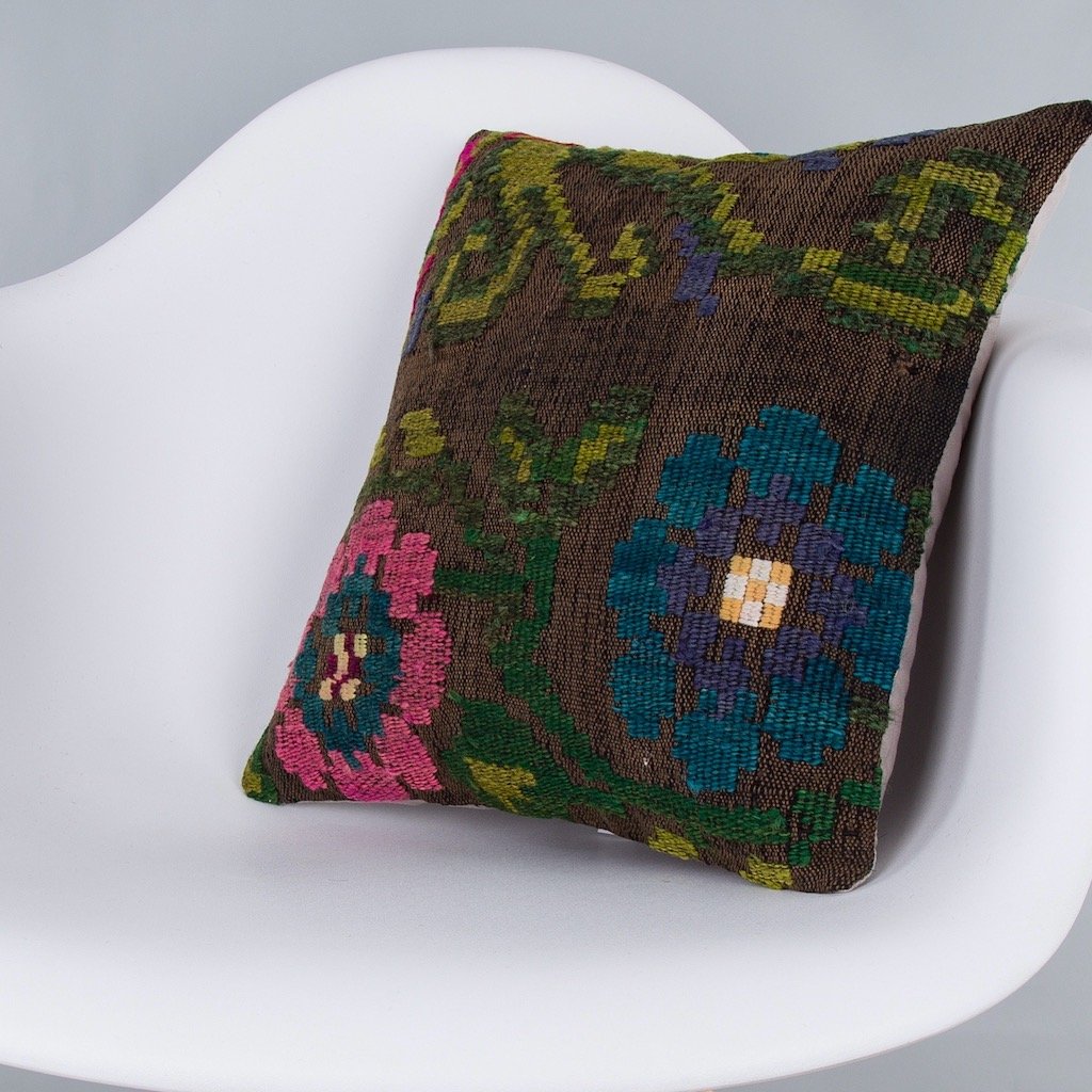Geometric_Multiple Color_Kilim Pillow Cover_16x16_Z1001_7535