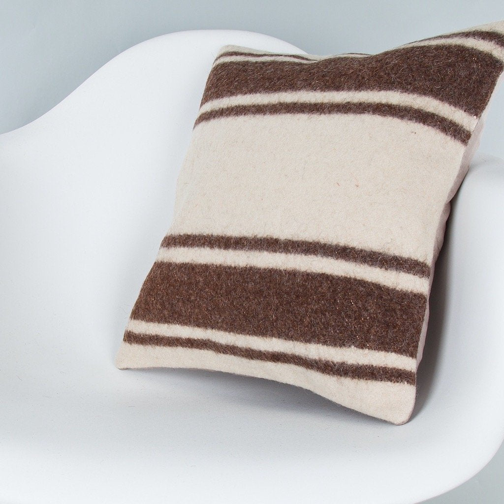 Striped_Beige_Kilim Pillow Cover_16x16_Z1002_7715
