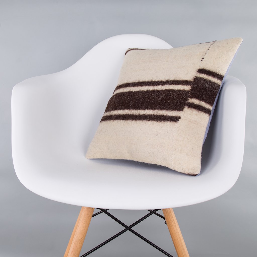 Striped_Beige_Kilim Pillow Cover_16x16_Z1002_7834