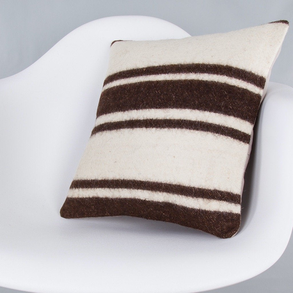 Striped_Beige_Kilim Pillow Cover_16x16_Z1002_7874