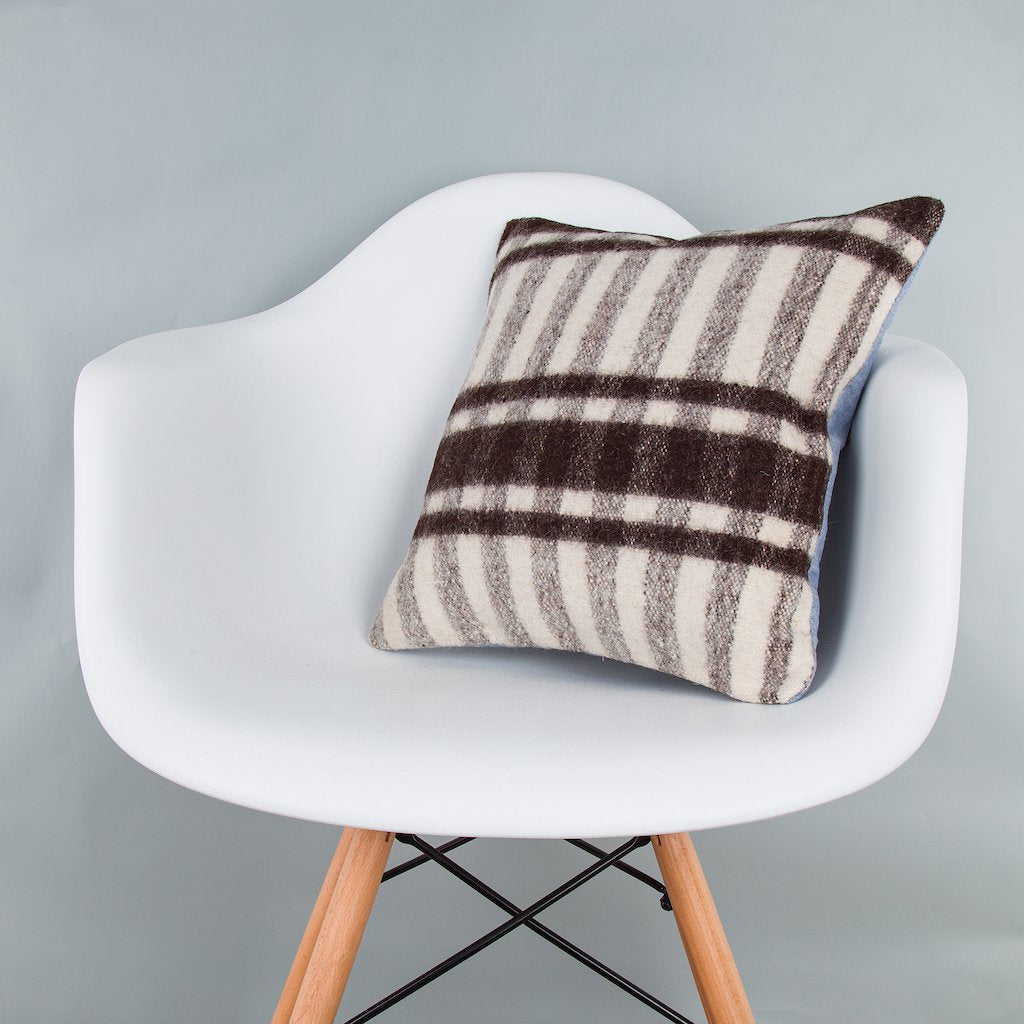 Striped_Beige_Kilim Pillow Cover_16x16_Z1002_8376