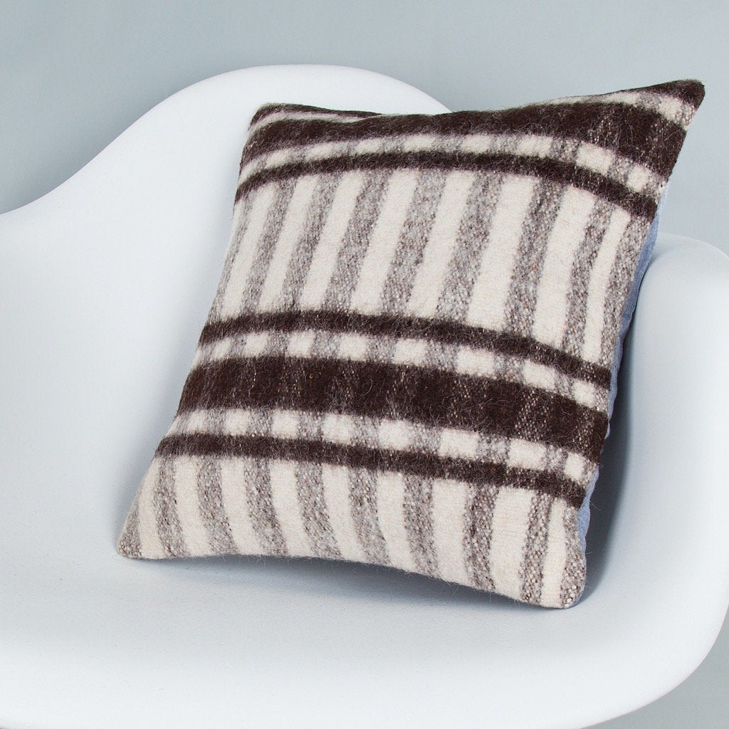 Striped_Beige_Kilim Pillow Cover_16x16_Z1002_8378
