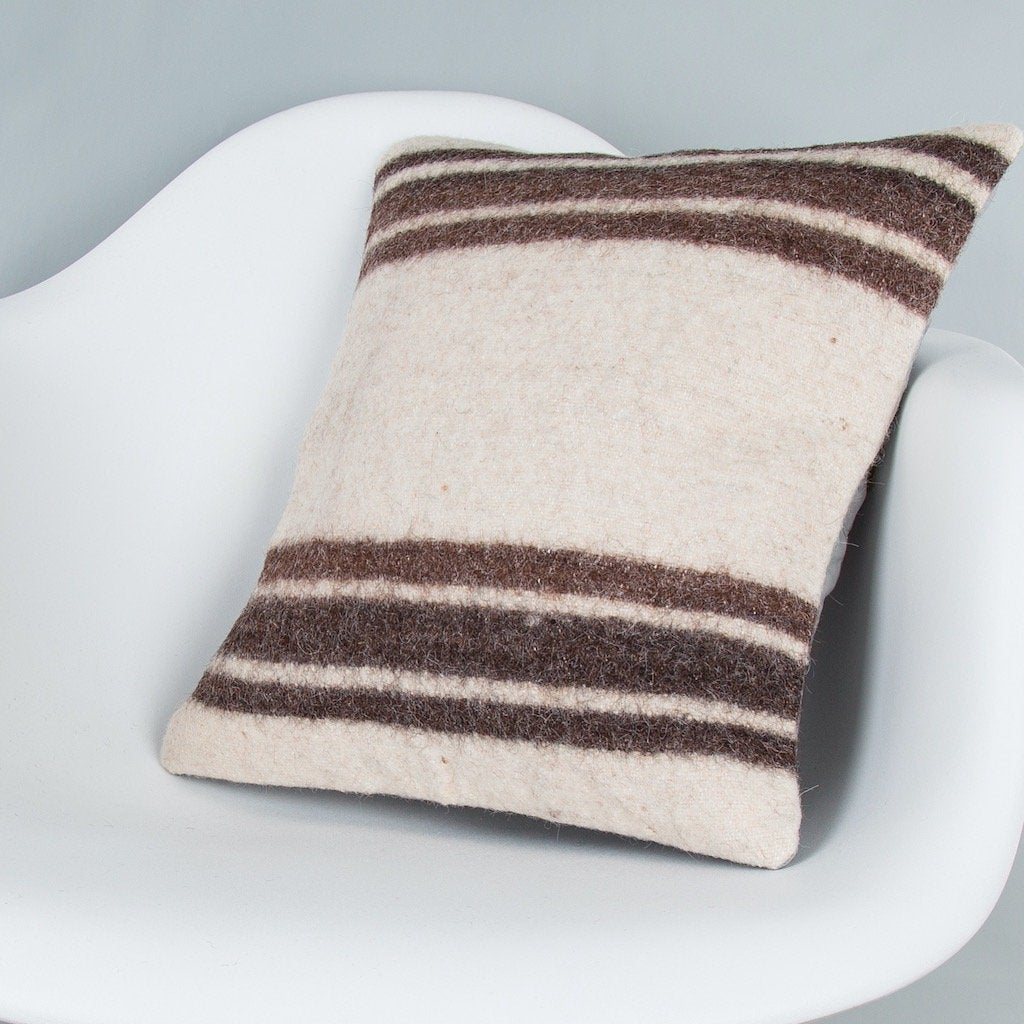 Striped_Beige_Kilim Pillow Cover_16x16_Z1002_8386