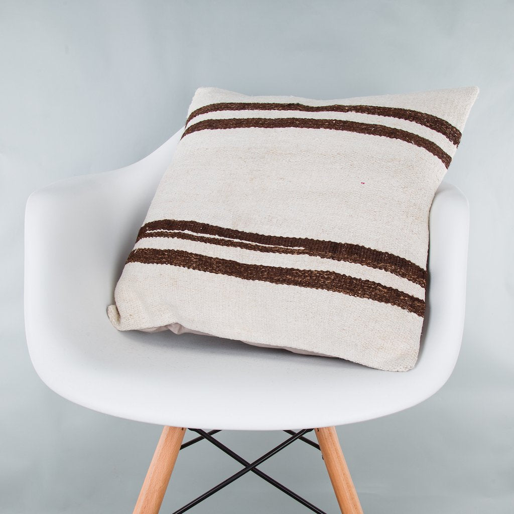 Striped_Beige_Kilim Pillow Cover_20x20_Z1002_8991