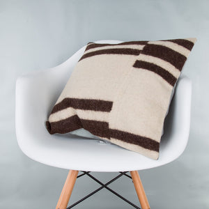 Striped_Beige_Kilim Pillow Cover_20x20_Z1002_9362