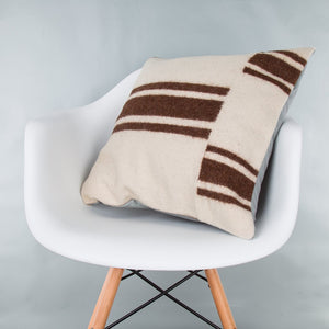 Striped_Beige_Kilim Pillow Cover_20x20_Z1002_9365