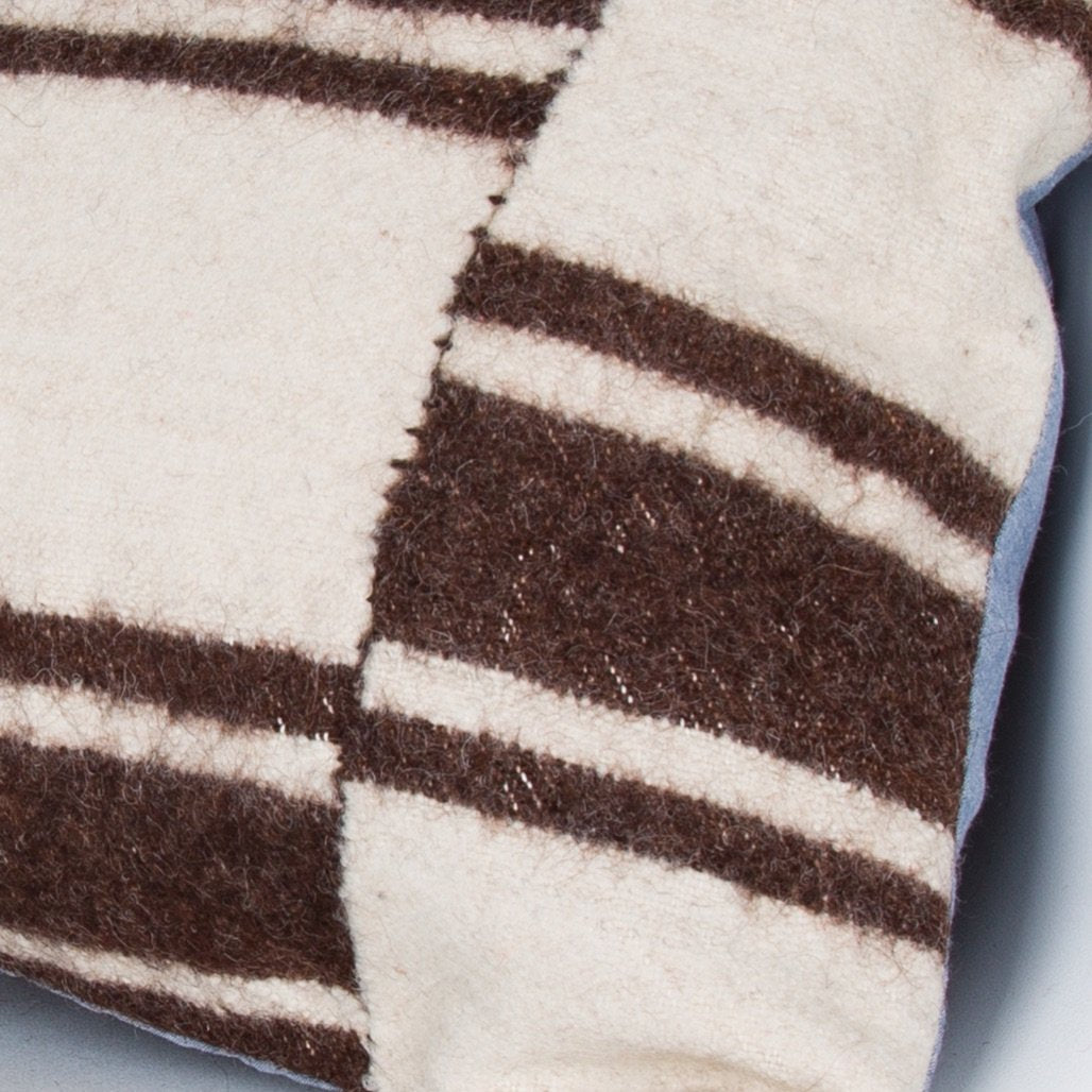 Striped_Beige_Kilim Pillow Cover_20x20_Z1002_9373