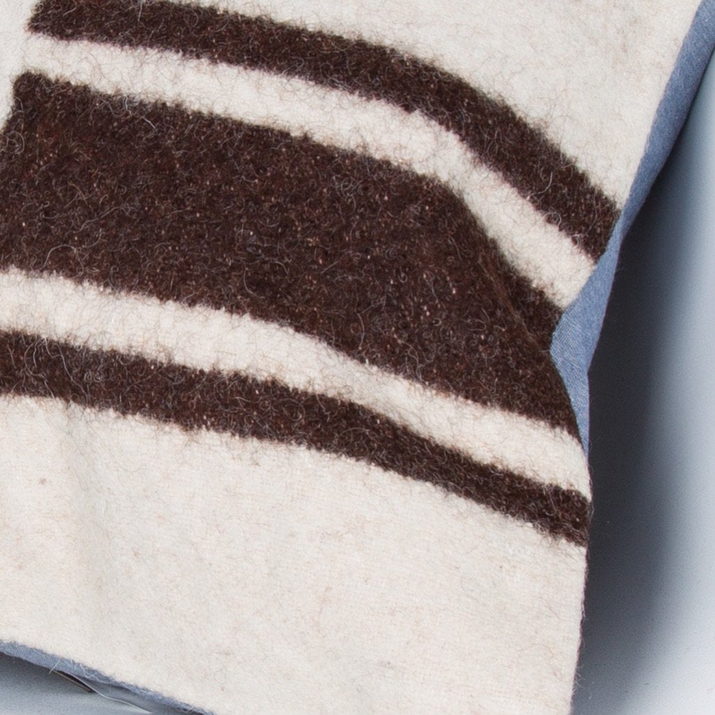 Striped_Beige_Kilim Pillow Cover_20x20_Z1002_9389