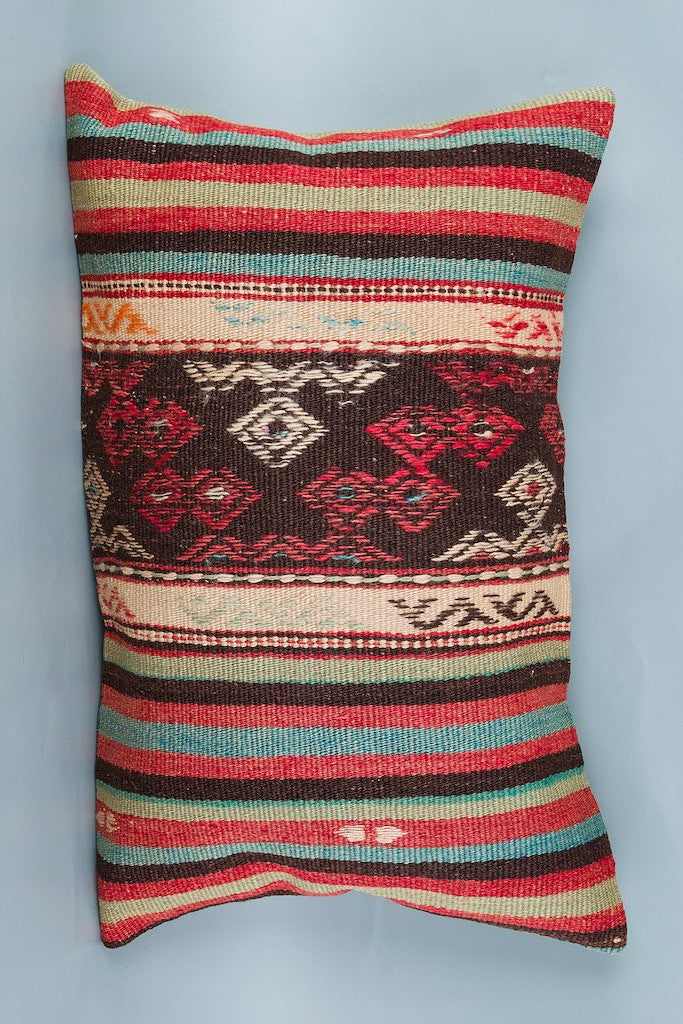 Striped_Multiple Color_Kilim Pillow Cover_16x24_Z1000_8496